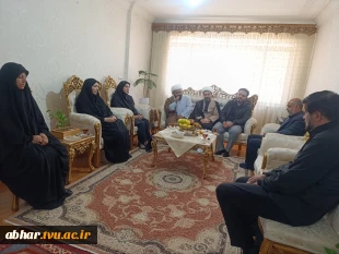 در آستانه اربعین شهدای جنگ رمضان سرپرست و جمعی از کارکنان آموزشکده ملی مهارت ابهر با خانواده شهید والامقام علیرضا فیروزی دیدار نمودند. 2