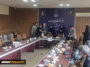 برگزاری آئین تجلیل از سرآمدان آموزشی ونشست هم اندیشــی اساتید آموزشکده ملی مهارت ابهر 5